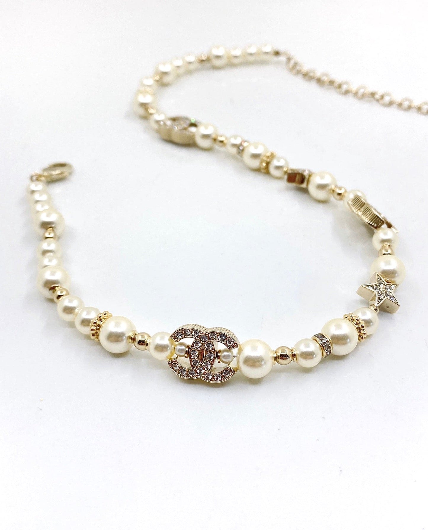 18K Chanel Pearl Diamonds Necklace
