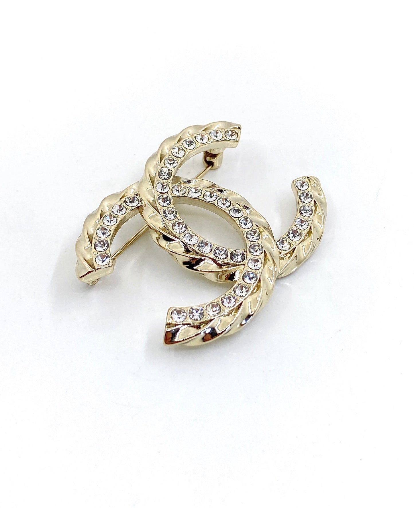 18K Chanel Diamonds Brooch