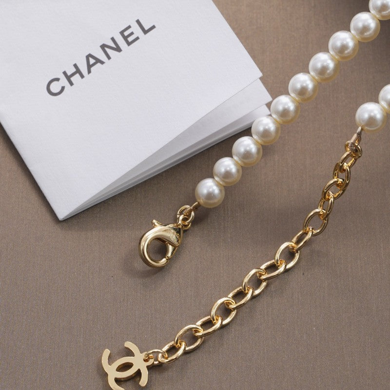 18K Chanel 26C Crystal Long Necklace