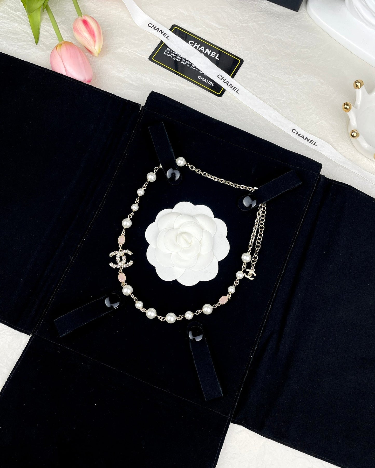 18K Chanel Pearls Necklace