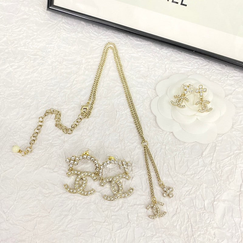 18K Chanel Diamond Earrings