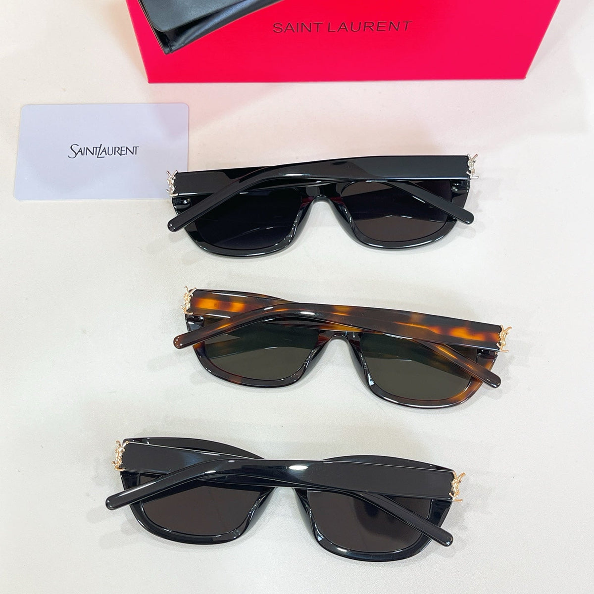 SAINT LAURENT Sunglasses SL M153