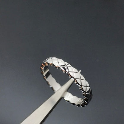 18K  Chanel Coco Crush Mini Ring