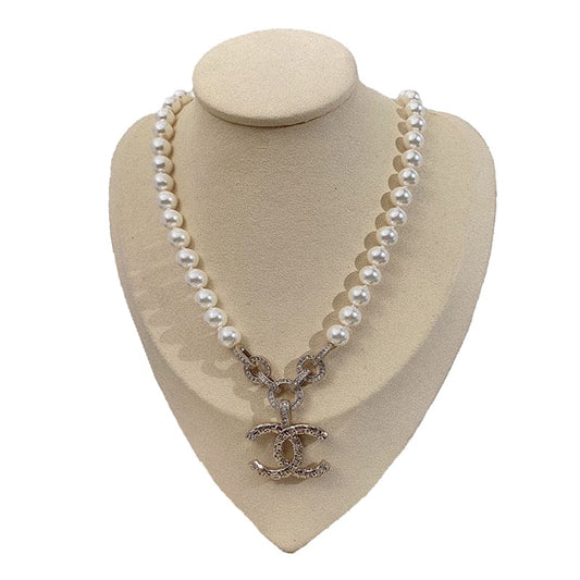 18K  Chanel Pearl Necklace