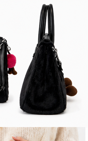 Jellykin™ Fluffy Plush luxury Handbag – All Black Edition