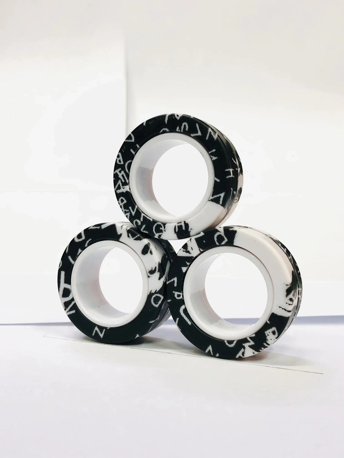 3pcs Fidget Toy Set Finger Magnetic Rings Colorful Adult Magnets Spinner Rings for Relieve Stress Anxiety Relief Therapy