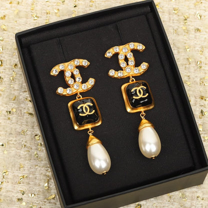 18K  Chanel Long Pearl Pendant Earrings