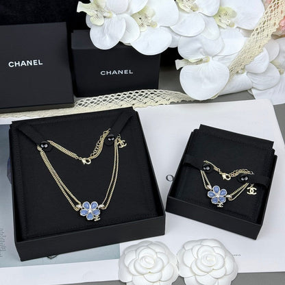 18K  Chanel 26C Blue Flower Diamond Bracelet