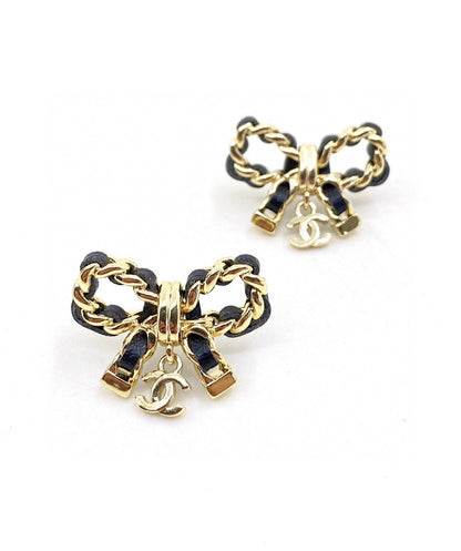 18K  Chanel Bow Tie Strass Earrings