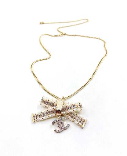 18K  Chanel Bow Tie Necklace