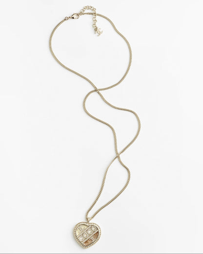 18K  Chanel Heart Diamond Chain Necklace