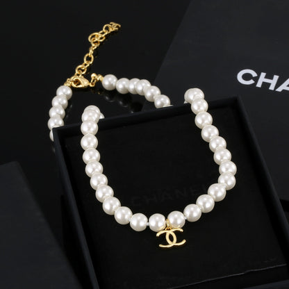 18K  Chanel Pearls Necklace