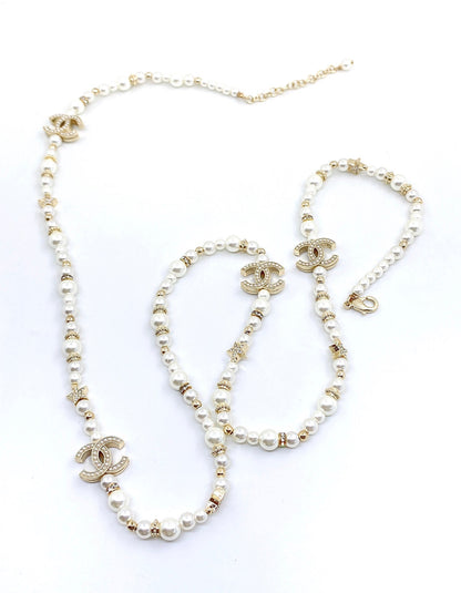 18K  Chanel Pearls Necklace