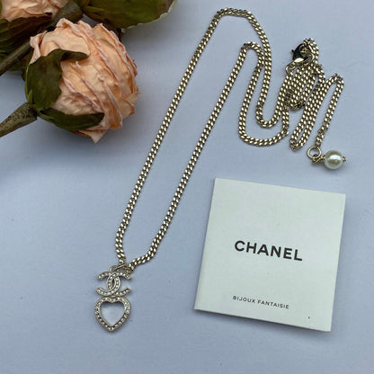 18K  Chanel Heart Chain Necklace