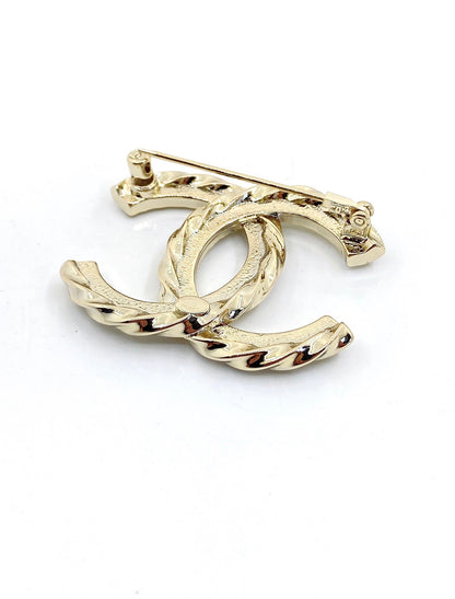 18K  Chanel Diamonds Brooch