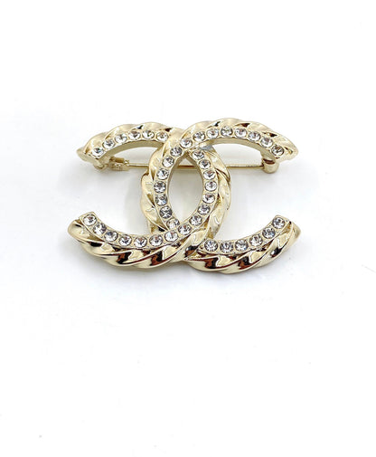 18K  Chanel Diamonds Brooch