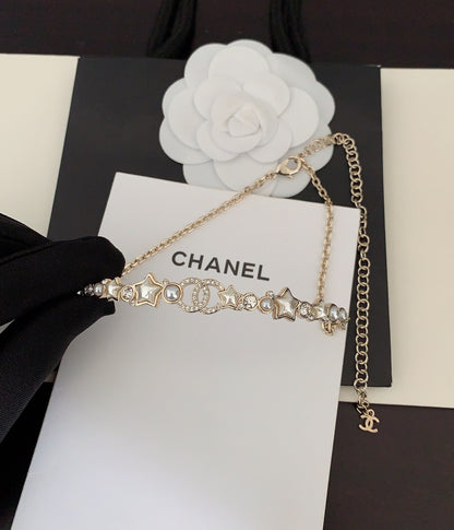 18K  Chanel White Pearl Crystals Necklace