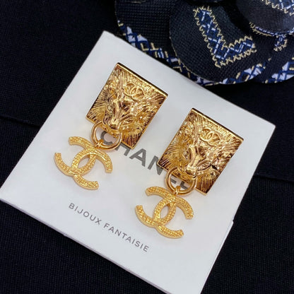 18K  Chanel Lion Sharp Earrings