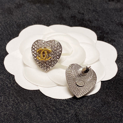 18K  Chanel Heart Diamonds Earrings
