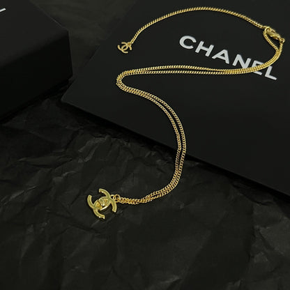 18K  Chanel Vintage Necklace