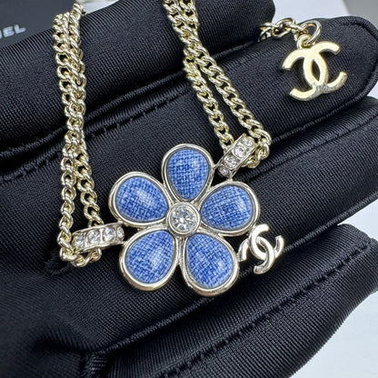 18K  Chanel 26C Blue Flower Diamond Bracelet