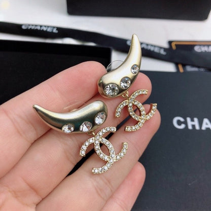 18K  Chanel Feather Diamond Gold Earrings