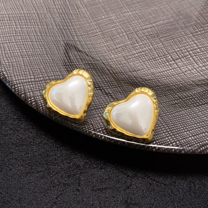 18K  Chanel Heart Pearl Earrings