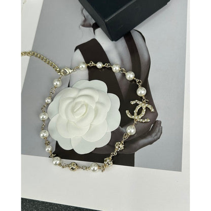 18K  Chanel White Pearls Necklace
