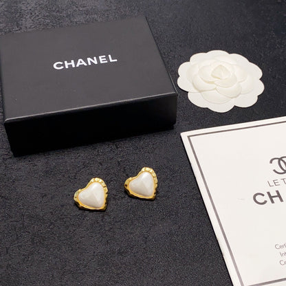 18K  Chanel Heart Pearl Earrings