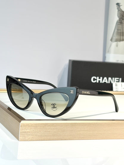 CHANEL Sunglasses-71774