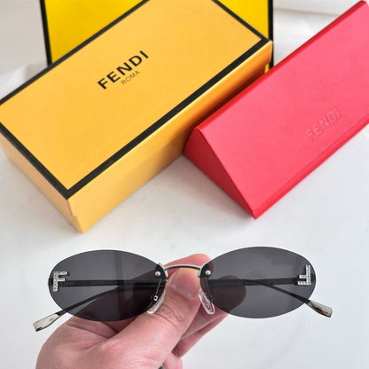 FENDI Sunglasses FE4075US